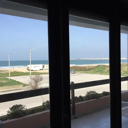 Duplex Vista De Mar Apartamento Peniche