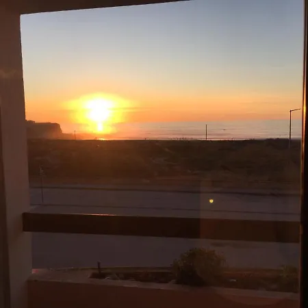 Apartamento Duplex Vista De Mar Peniche
